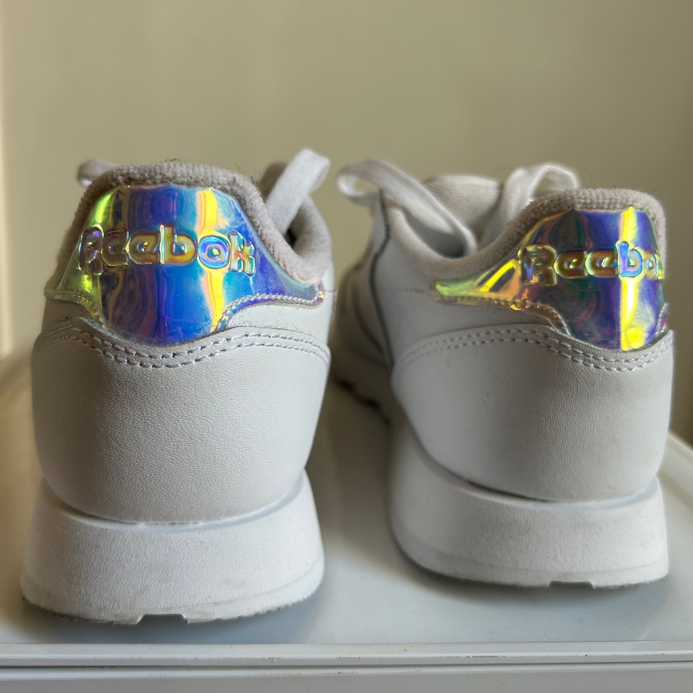 Reebok Classics - Picture 2 of 2